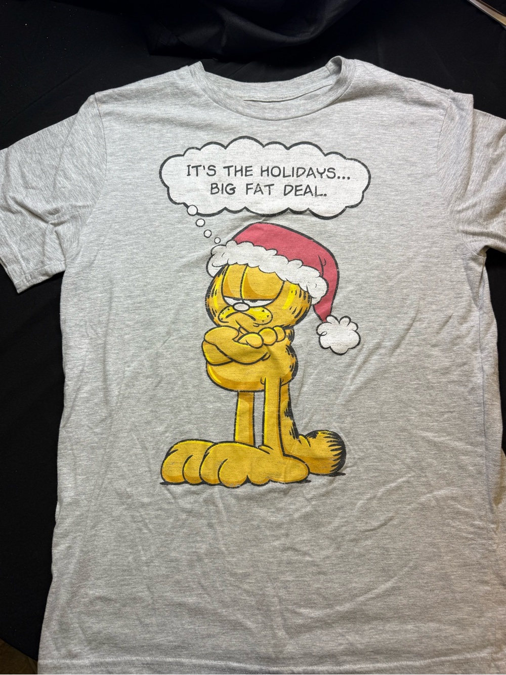 MAD Engine Garfield Holiday Tee - Light Gray with Red Hat and Yellow Print